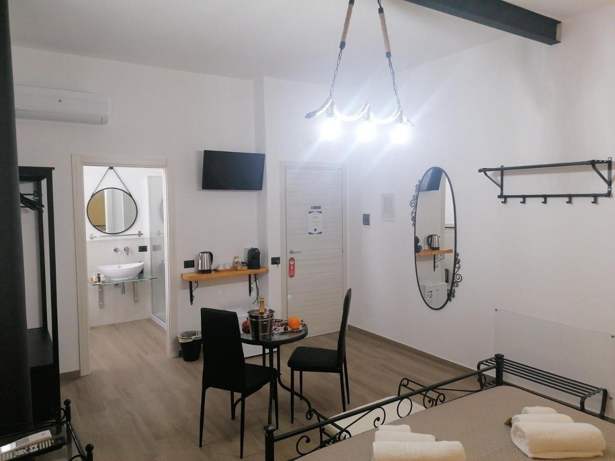 B&B 36 Passi Dal Mare 2.0 Trapani Zewnętrze zdjęcie