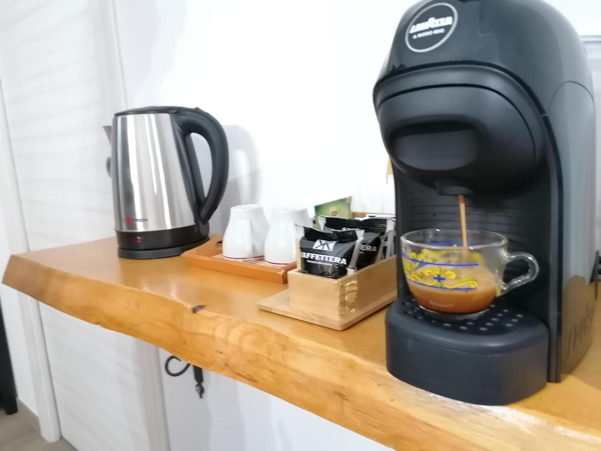 B&B 36 Passi Dal Mare 2.0 Trapani Pokój zdjęcie